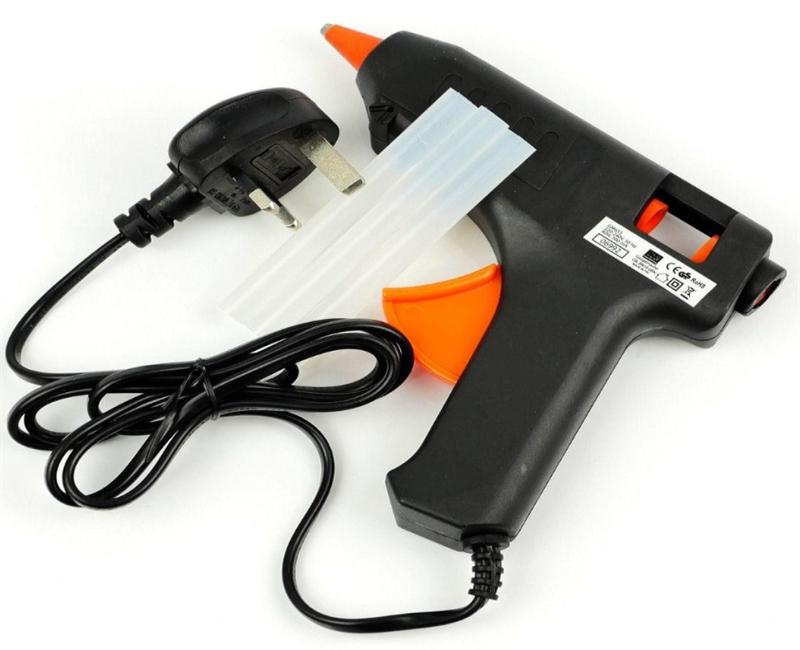 Glue Gun + 3 Glue Sticks