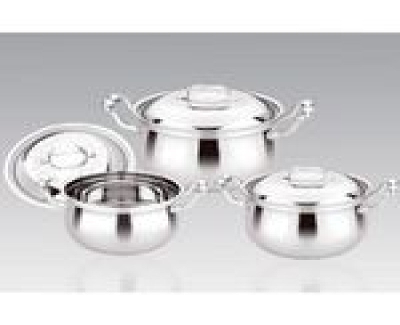 6 Piece 26,28 & 30CM Stainless Steel Saucepans Cooking Pots- Silver.