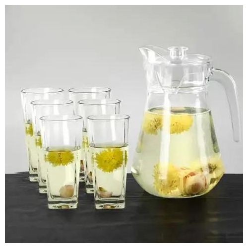 Elegant Jug With Unique Design Plus 6 Adorable Glasses