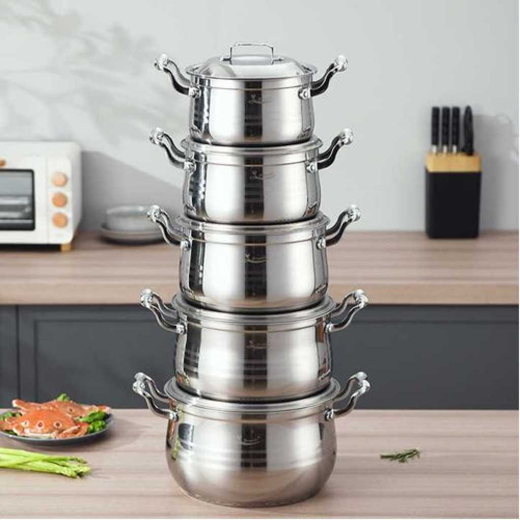 set of stainless pots
