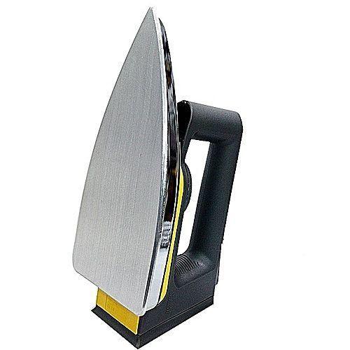 Saachi DRY IRON 1200WATTS 1172